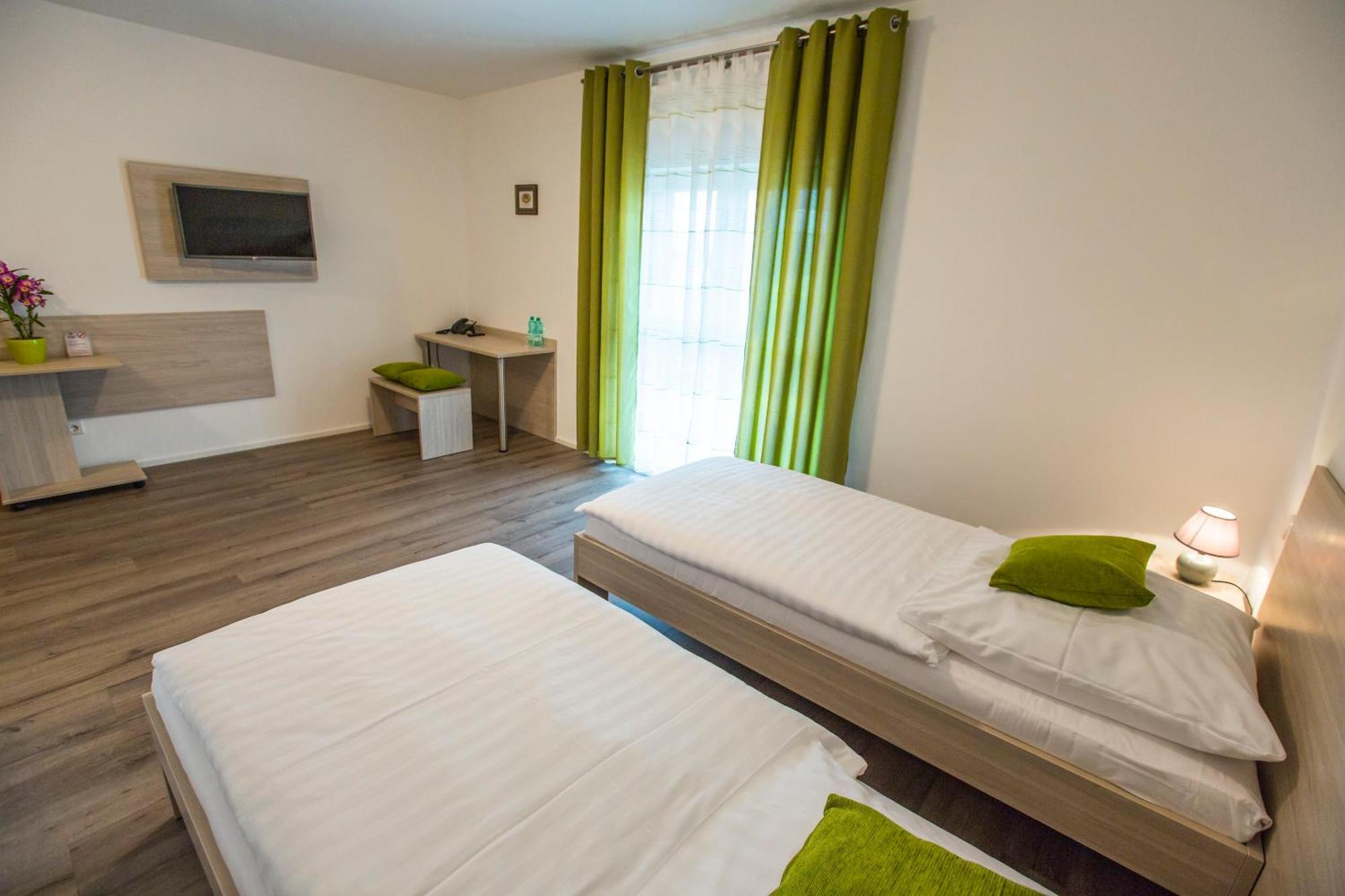 Hotel Anna Хильден Номер фото